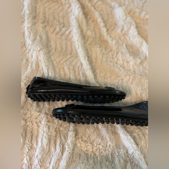 Louis Vuitton Black Patent Leather Flats - Picture 8 of 8